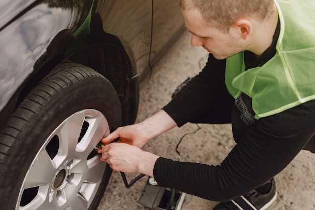Understanding the Unique Tire Wear Patterns in Electric Cars